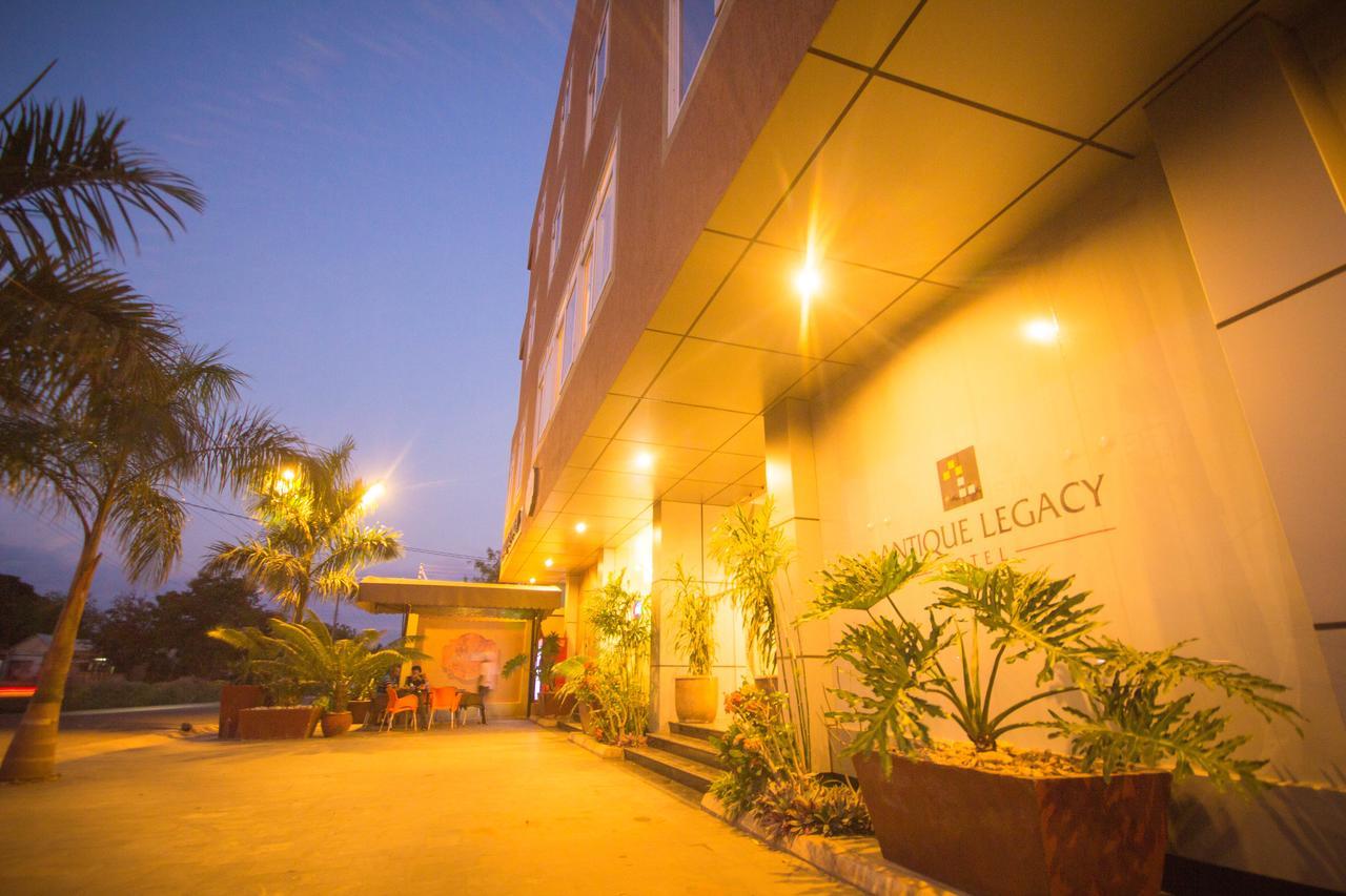 Antique Legacy Hotel Zanzibar Exterior foto
